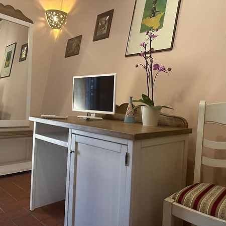 Bio Agriturismo Il Melograno Di Banditella Ristorante 알베레세 외부 사진